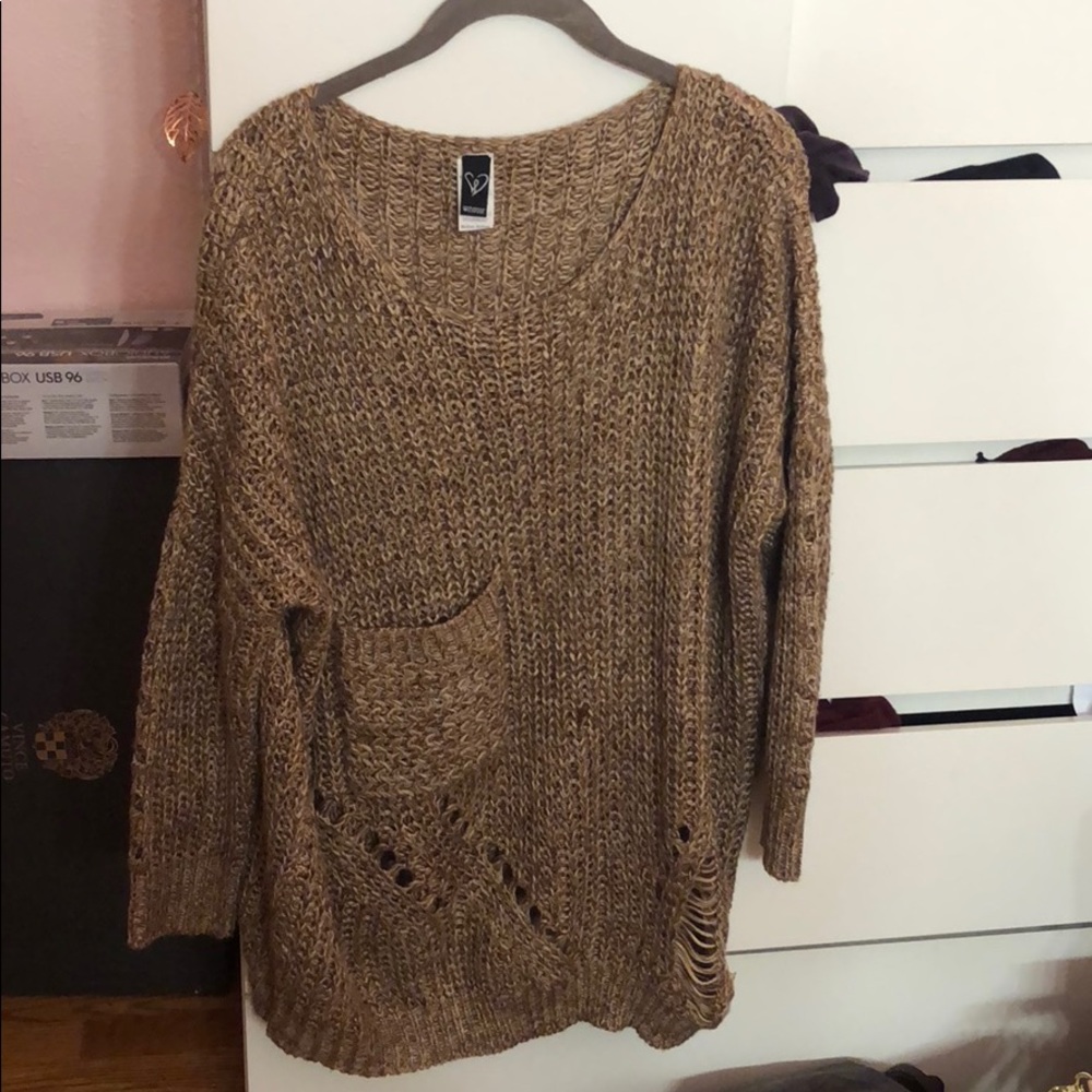 Distressed Oversized Windsor Sweater